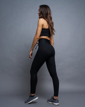 Load image into Gallery viewer, Year Of Ours Ribbed Hockey Legging - Black
