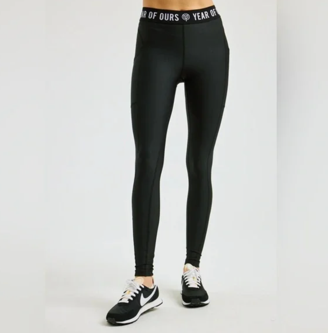 Year of Ours Recycled Hike Legging - Black
